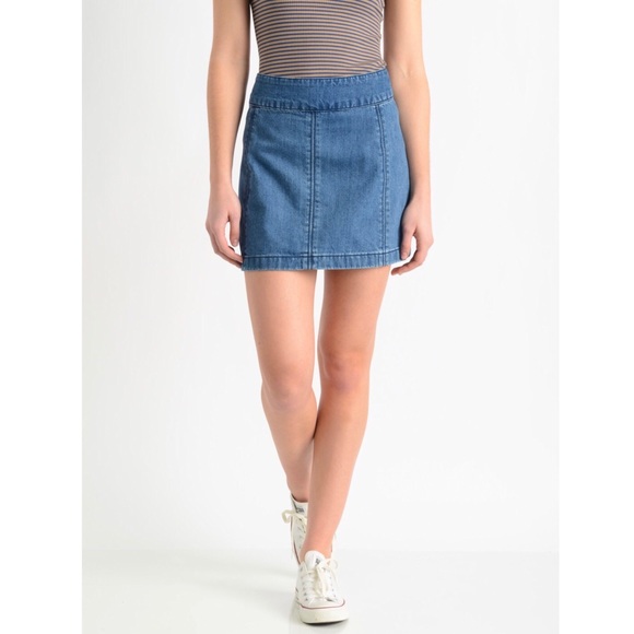 Free People Dresses & Skirts - Free People Zip To It Medium Wash Mini Denim Skirt